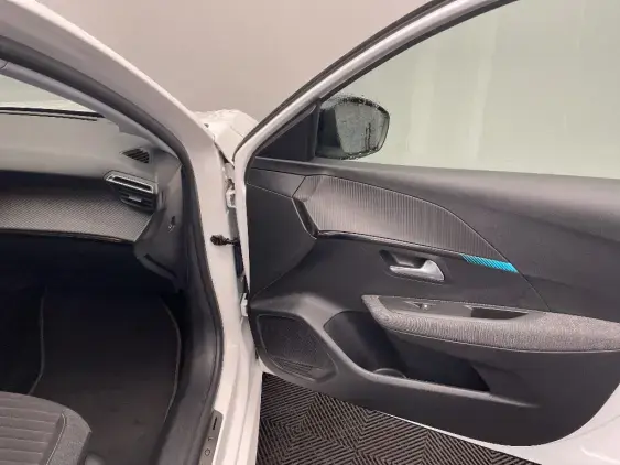 PEUGEOT 208 BUSINESS R II - voiture d'occasion - Photo 20