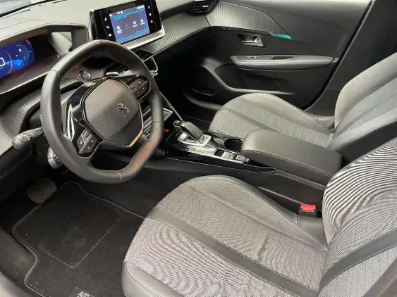 PEUGEOT 208 BUSINESS R II - voiture d'occasion - Photo 17