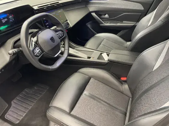 PEUGEOT 308 III - voiture d'occasion - Photo 18