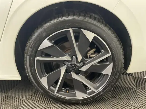 PEUGEOT 308 III - voiture d'occasion - Photo 24