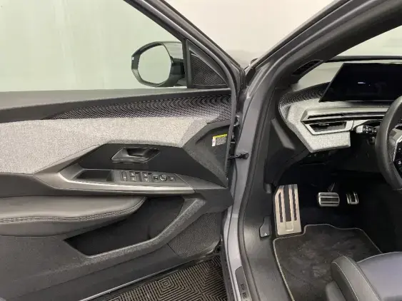 PEUGEOT 3008 III - voiture d'occasion - Photo 19