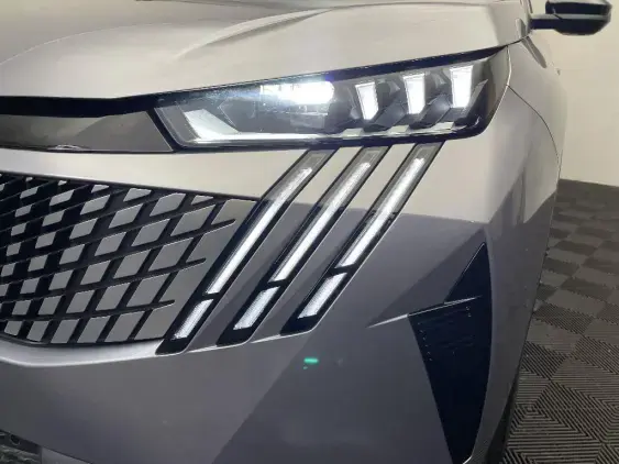 PEUGEOT 3008 III - voiture d'occasion - Photo 21