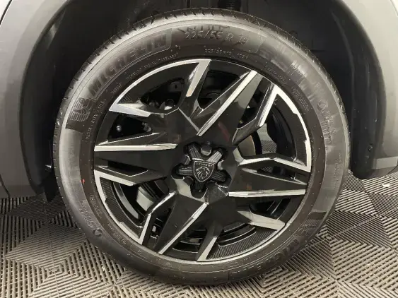 PEUGEOT 3008 III - voiture d'occasion - Photo 23