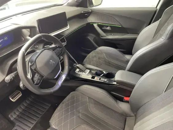 PEUGEOT 2008 II - voiture d'occasion - Photo 18