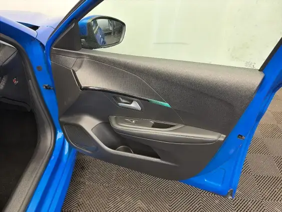 PEUGEOT 208 BUSINESS R II - voiture d'occasion - Photo 19