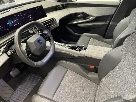 PEUGEOT 5008 II - voiture d'occasion - Photo 18