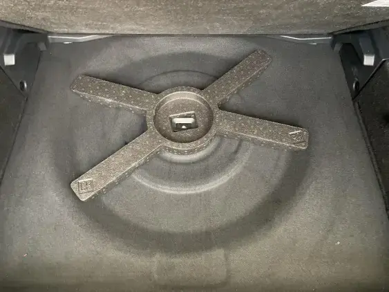 PEUGEOT 308 SW III - voiture d'occasion - Photo 17