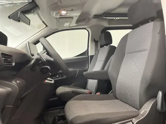 PEUGEOT PARTNER III - voiture d'occasion - Photo 17