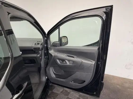 PEUGEOT PARTNER III - voiture d'occasion - Photo 19