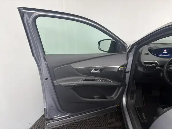 PEUGEOT 3008 II - voiture d'occasion - Photo 19