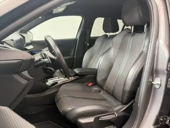 PEUGEOT 2008 II - voiture d'occasion - Photo 18