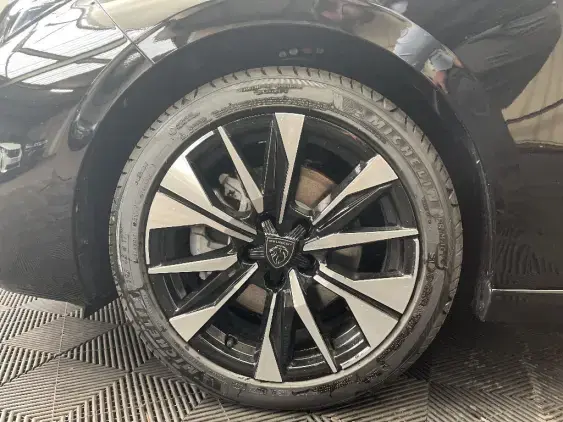 PEUGEOT 308 III - voiture d'occasion - Photo 23