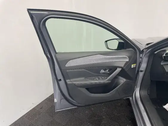 PEUGEOT 308 III - voiture d'occasion - Photo 19