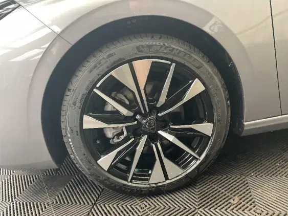 PEUGEOT 308 III - voiture d'occasion - Photo 23