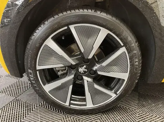 PEUGEOT 208 ELECTRIQUE II - voiture d'occasion - Photo 25