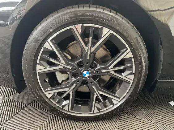 BMW SERIE 1 F70 - voiture d'occasion - Photo 23