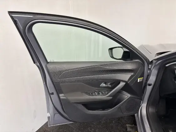 PEUGEOT 308 SW III - voiture d'occasion - Photo 18