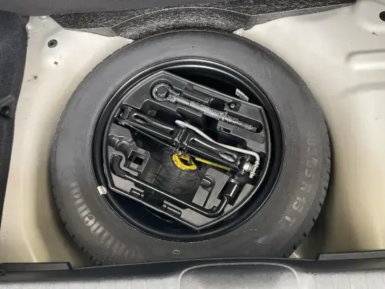 PEUGEOT 208 - voiture d'occasion - Photo 16