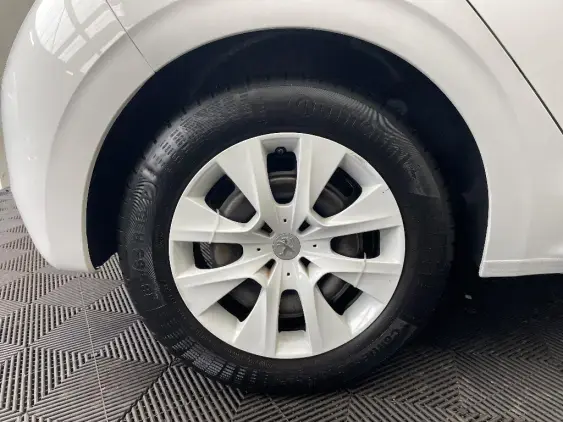 PEUGEOT 208 - voiture d'occasion - Photo 24