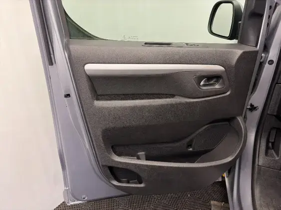PEUGEOT TRAVELLER - voiture d'occasion - Photo 19