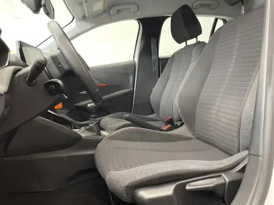 PEUGEOT 208 II - voiture d'occasion - Photo 17