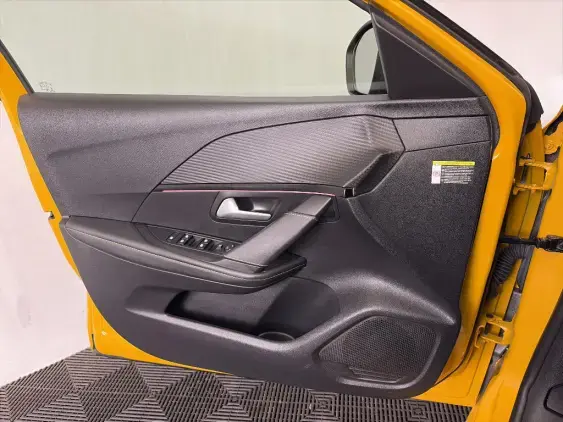 PEUGEOT 208 ELECTRIQUE II - voiture d'occasion - Photo 18