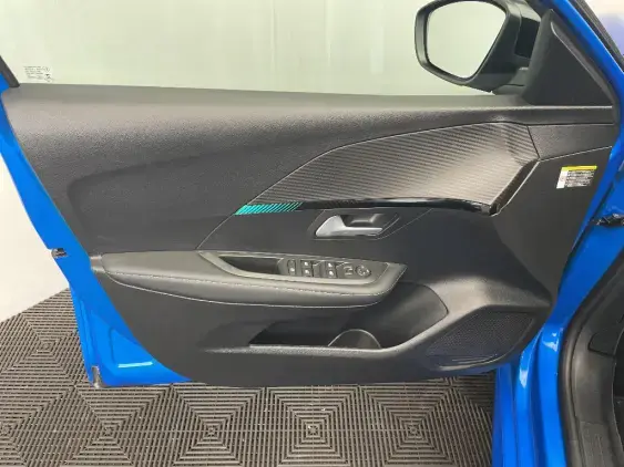 PEUGEOT 208 ELECTRIQUE II - voiture d'occasion - Photo 19