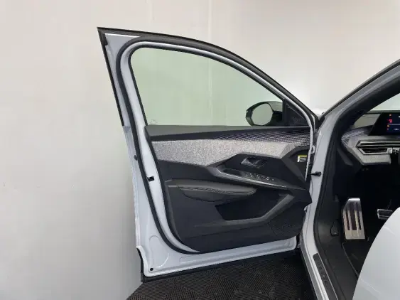 PEUGEOT 5008 III - voiture d'occasion - Photo 19