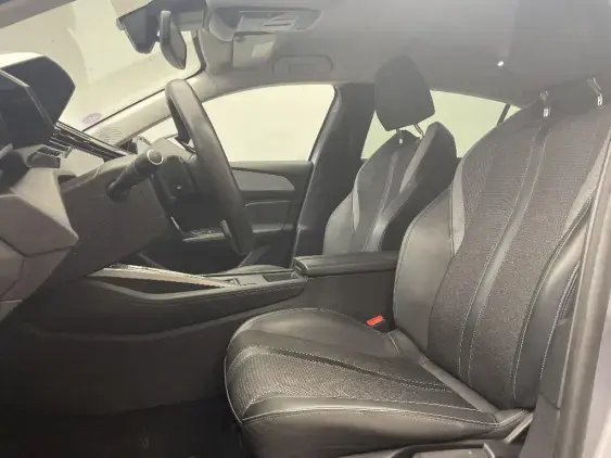 PEUGEOT 308 III - voiture d'occasion - Photo 18