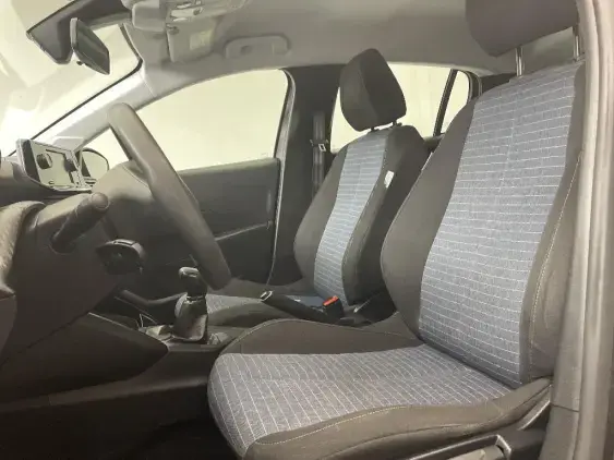 PEUGEOT 208 II - voiture d'occasion - Photo 17