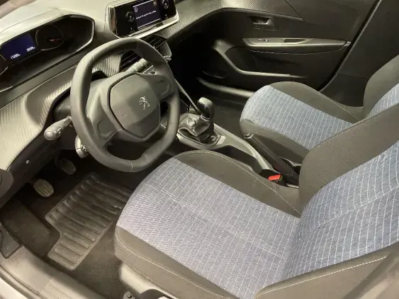 PEUGEOT 208 II - voiture d'occasion - Photo 17