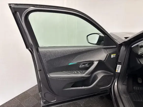 PEUGEOT 2008 II - voiture d'occasion - Photo 18