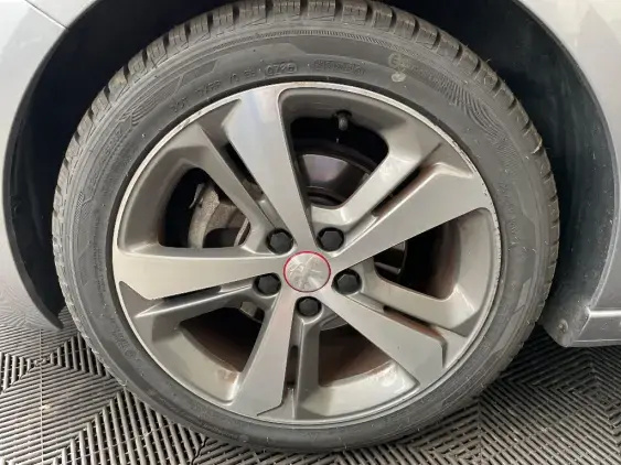 PEUGEOT 308 II - voiture d'occasion - Photo 23