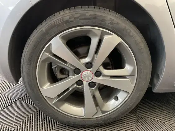 PEUGEOT 308 II - voiture d'occasion - Photo 25