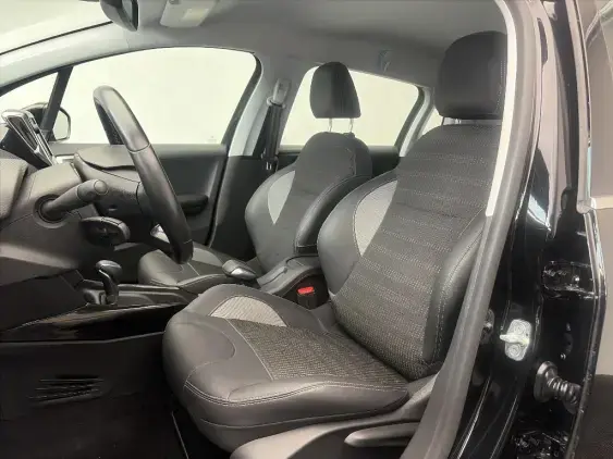 PEUGEOT 2008 - voiture d'occasion - Photo 17