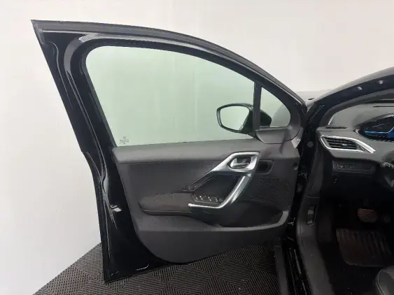 PEUGEOT 2008 - voiture d'occasion - Photo 18