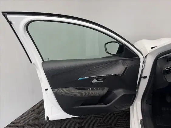 PEUGEOT 208 II - voiture d'occasion - Photo 18