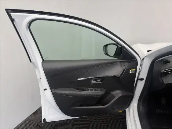 PEUGEOT 208 II - voiture d'occasion - Photo 18