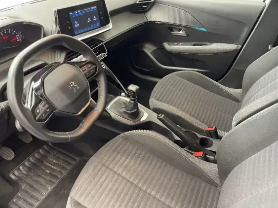 PEUGEOT 208 II - voiture d'occasion - Photo 18
