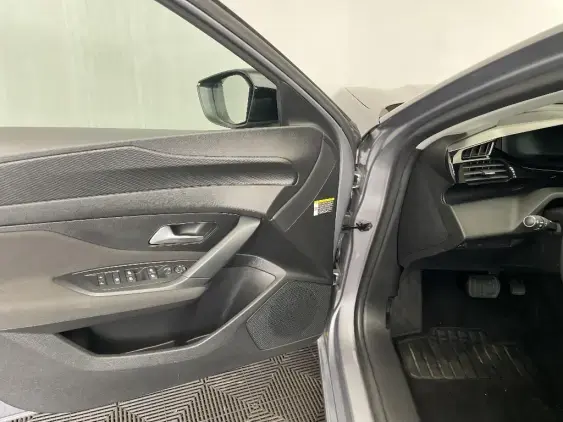 PEUGEOT 308 III - voiture d'occasion - Photo 19