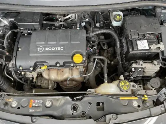 OPEL CORSA E - voiture d'occasion - Photo 20