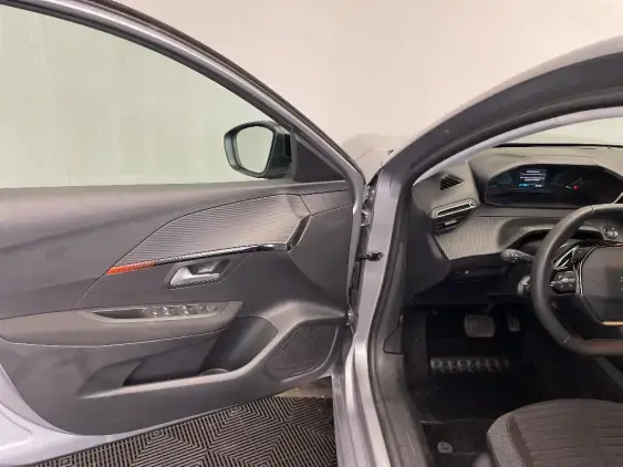 PEUGEOT 208 ELECTRIQUE II - voiture d'occasion - Photo 18