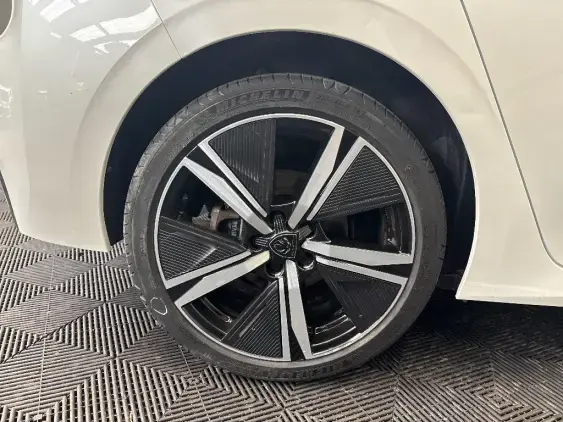 PEUGEOT 308 III - voiture d'occasion - Photo 24