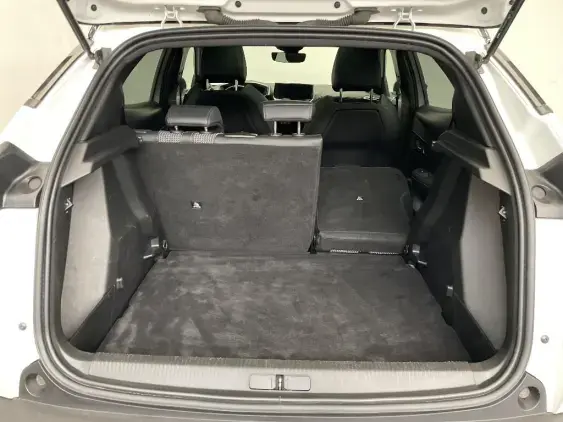 PEUGEOT 2008 II - voiture d'occasion - Photo 16