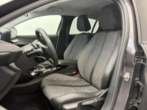 PEUGEOT 208 II - voiture d'occasion - Photo 18