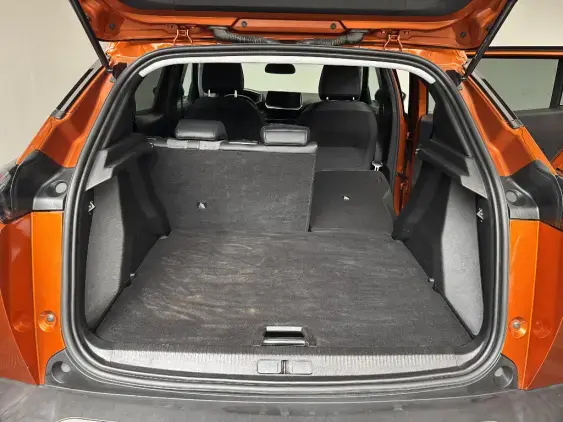 PEUGEOT 2008 ELECTRIQUE II - voiture d'occasion - Photo 16