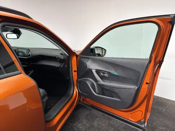 PEUGEOT 2008 ELECTRIQUE II - voiture d'occasion - Photo 20