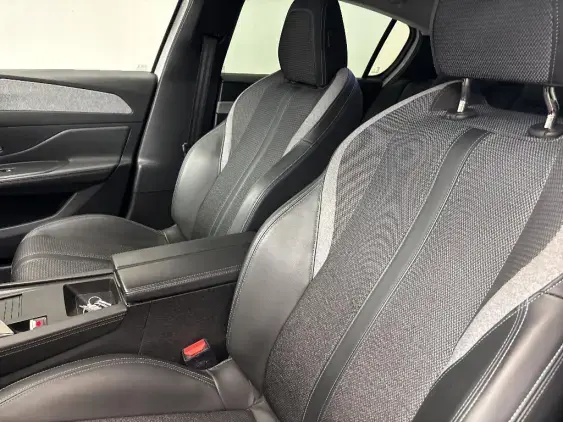 PEUGEOT 308 III - voiture d'occasion - Photo 17