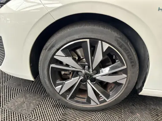 PEUGEOT 308 III - voiture d'occasion - Photo 22