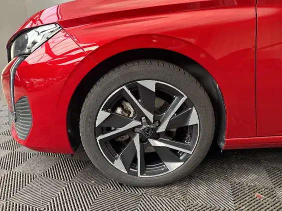 PEUGEOT 308 III - voiture d'occasion - Photo 23